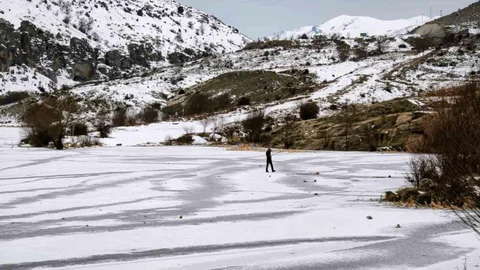 Bulumya Göleti Dondu