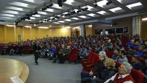 Büyükşehir’den İlaçlama Personeline Eğitim Verildi