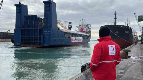 Mersin'den Gazze'ye İyilik Gemisi Yola Çıktı