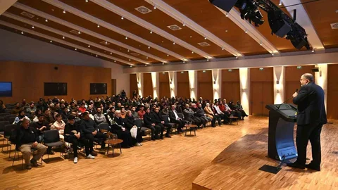 Konya Okulu'nda İlim Geleneği Yeniden Canlanıyor