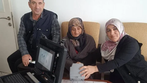 Sinop’ta Evde Kimlik Başvurusu Devam Ediyor