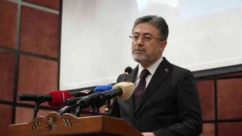 Tarım Bakanı Yumaklı'dan CHP'li Belediyelere Su Eleştirisi