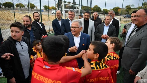 Kayseri'de 106 Proje ile Gençlere Destek