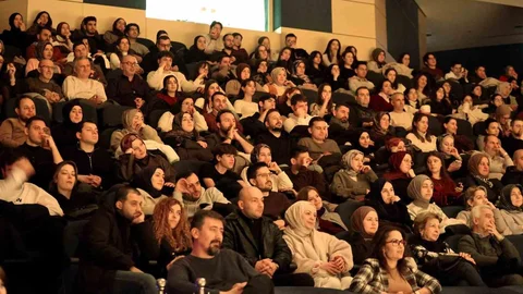 Carmen Tiyatro Gösterisi Sakarya'da Büyük İlgi Gördü