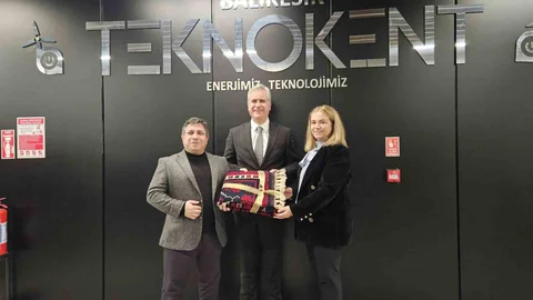 AK Parti Genel Başkan Yardımcısı Yalçın Balıkesir'i Ziyaret Etti