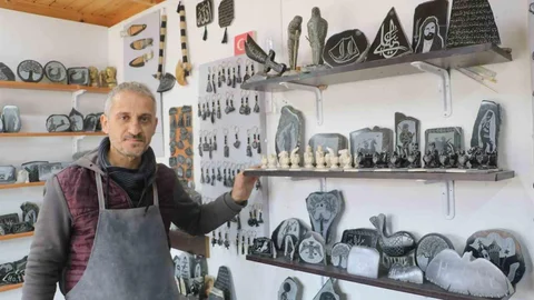 Hobi Olarak Başladığı Mesleğiyle 25 Yıldır Hatay'da Ekmeğini Kazanıyor