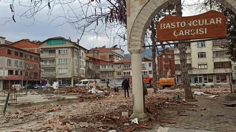 Bastoncular Çarşısı Eski Terminal Alanına Taşındı