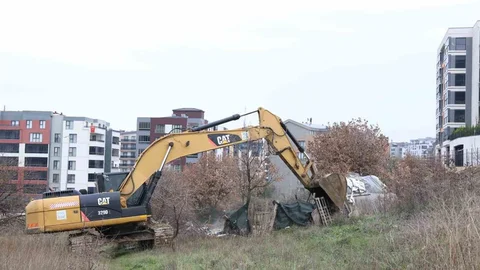 Nilüfer'de Kaçak Yapı Yıkımı Gerçekleşti
