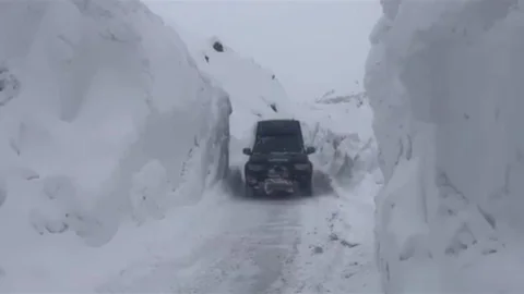 Zorlu Kışta UMKE'den Hayat Kurtaran Müdahale