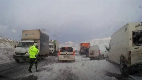 Erzurum'da Kar Yağışı ve Tipi Sorunları