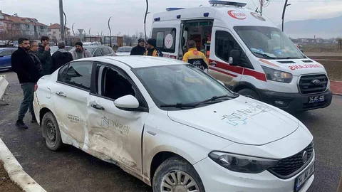 Bolu'da Otomobil Kazası: 1 Yaralı