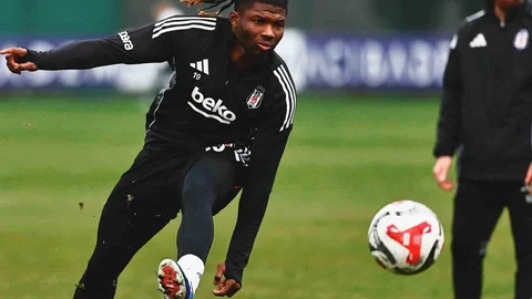 Beşiktaş'tan kondisyon ve taktik çalışması