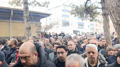 Gözde Akbaba Son Yolculuğuna Uğurlandı