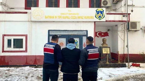 Gercüş'te Uyuşturucu Ticareti Suçundan Hükümlü Yakalandı