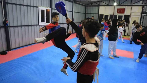 Ahmet'in Babasının Hayalini Gerçekleştirme Mücadelesi