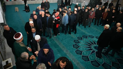 Kayseri'de Sabah Namazında Birlik Mesajı Verildi