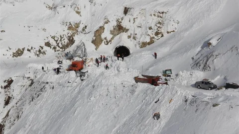 Doğu Karadeniz'de Çığ Riski Artıyor