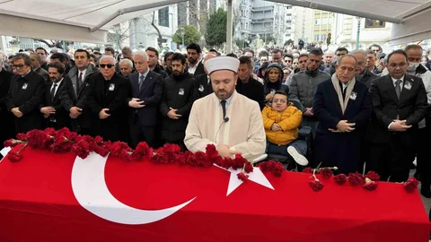Haldun Dormen’in Cenazesi İstanbullular Tarafından Uğurlandı