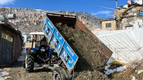 Diyarbakır'da Köylüler Yolu Birlikte Yaptı
