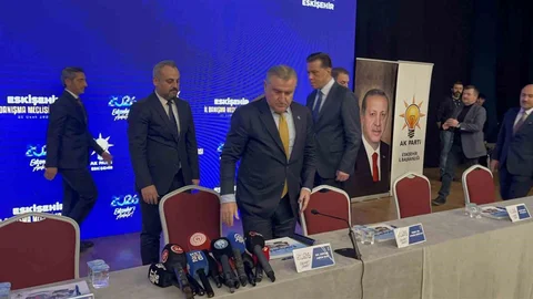 Eskişehir'de Gençlik ve Spor Bakanı Açıklama Yaptı