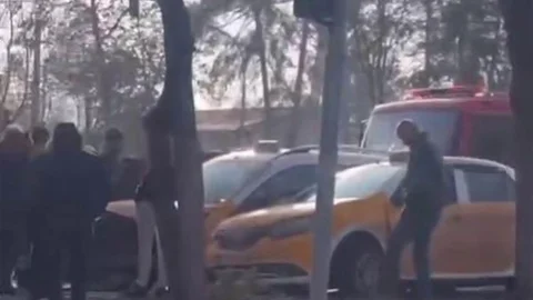 Diyarbakır'da 3 Taksi Çarpıştı