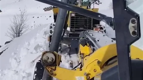 Sincik'te Tüm Köy Yolları Açıldı