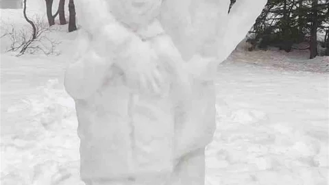 Uludağ’da Kardan Heykel Sanatı