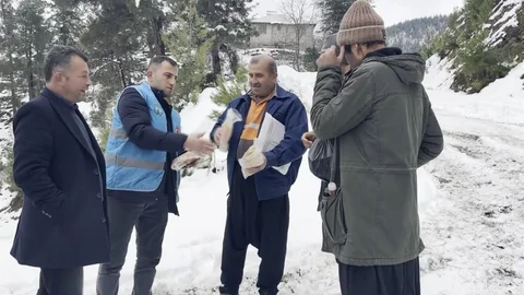 Adana'da Kış İkramı Yapıldı