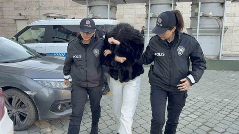 Samsun'da Bekçilere Hakaret Eden Kadın Adliyeye Sevk Edildi