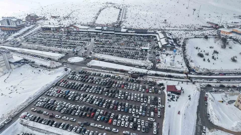 Erciyes Kayak Merkezi'nde Yoğunluk Yaşandı