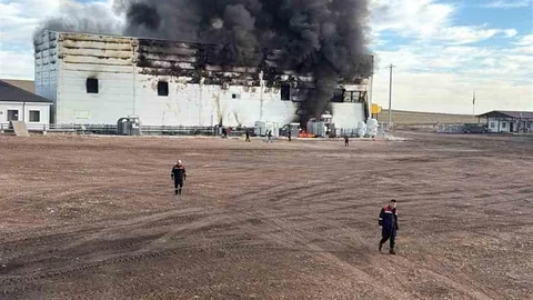 Afyonkarahisar'daki Elektrik Üretim Tesisinde Yangın