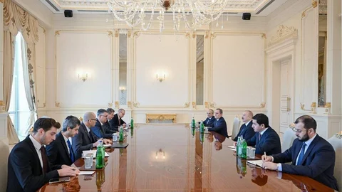 Aliyev, İsrail Bakanı Saar'ı Kabul Etti