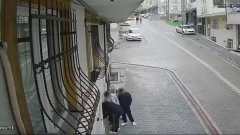 Esenyurt'ta Çanta Hırsızlığı Olayı