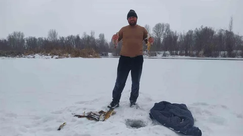 Türkiye'nin En Uzun Nehri Kızılırmak Dondu