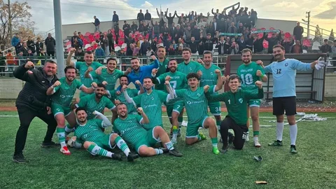 Salihli Kösealispor Şampiyonluğunu Kutladı