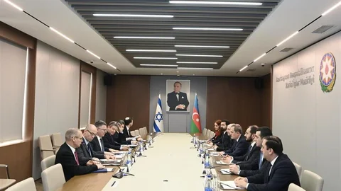 İsrail ve Azerbaycan Dışişleri Bakanları Görüşme Gerçekleştirdi