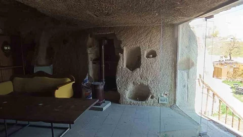 Kaçak Restoran Kaldırıldı, Peribacaları Yeniden Göründü