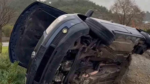 Söke'de Otomobil Devrildi, 2 Yaralı