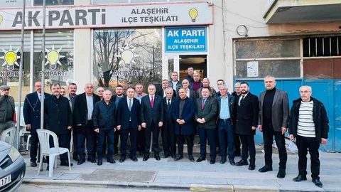 MHP'li Akçay: Türkiye'yi Güçlendirmek İçin Siyaset Yapıyoruz