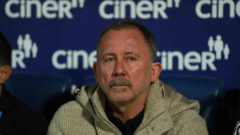 Sergen Yalçın'ın Beşiktaş'ta 3 Değişiklik Yaptığı Maç