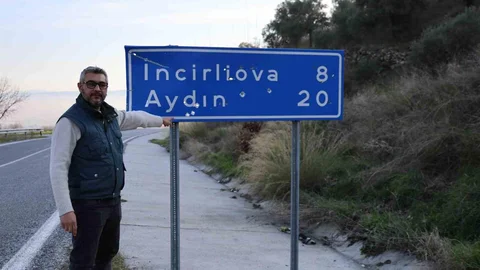 Aydın’da Trafik Levhalarına Silahlı Saldırı