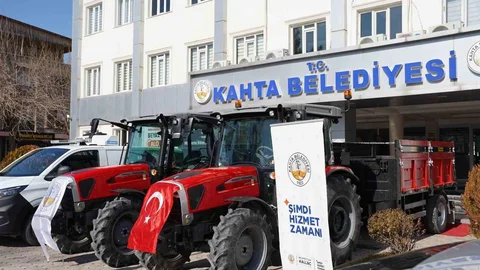 Kahta Belediyesi Araç Filosunu Güçlendiriyor