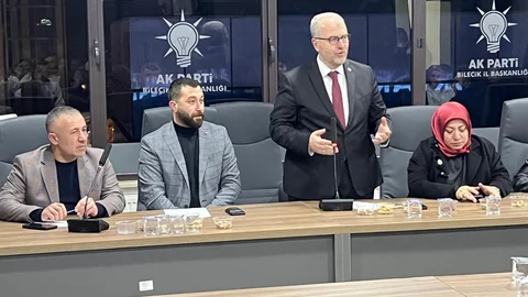 AK Parti Bilecik'te Gençlerle Toplandı