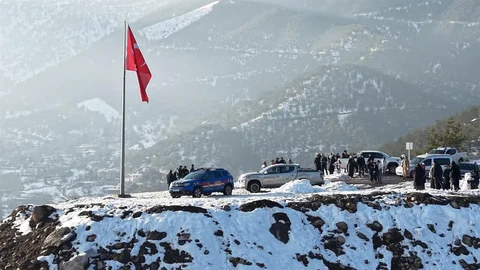 Hatay'da Bayrak Değişimi Gerçekleşti