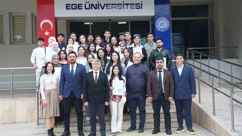 Ege Üniversitesi'nde Veda Toplantısı Yapıldı