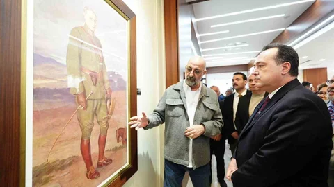 Atatürk’ün Liderlik Yolculuğu Manisa’da Sergilendi