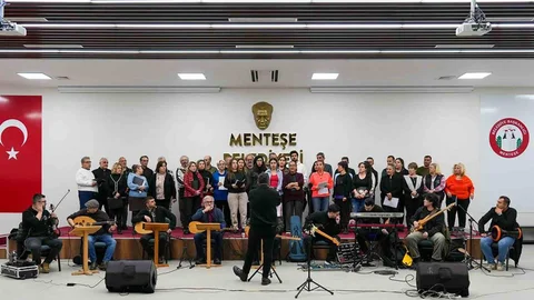 Menteşe'de Barış Manço Konseri