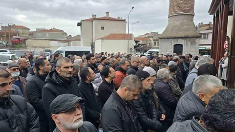 Kırkağaç'ta 112 Yaşındaki Kezban Cezayir Hayatını Kaybetti