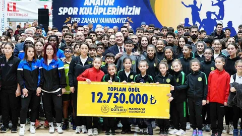 Manisa'da Spor Kulüplerine Destek