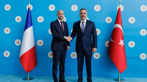 Hakan Fidan ve Jean-Noel Barrot Görüştü